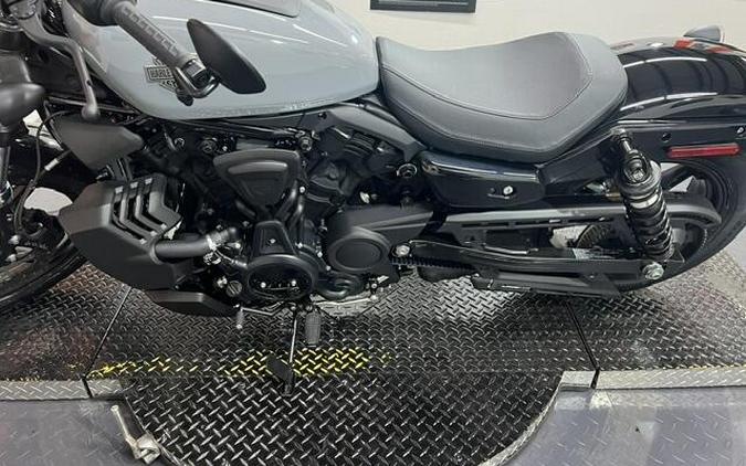 RH975 2026 Nightster