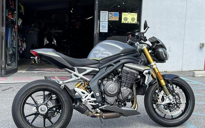 2022 Triumph Speed Triple 1200 RS Matte Silver Ice