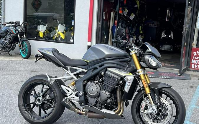 2022 Triumph Speed Triple 1200 RS Matte Silver Ice