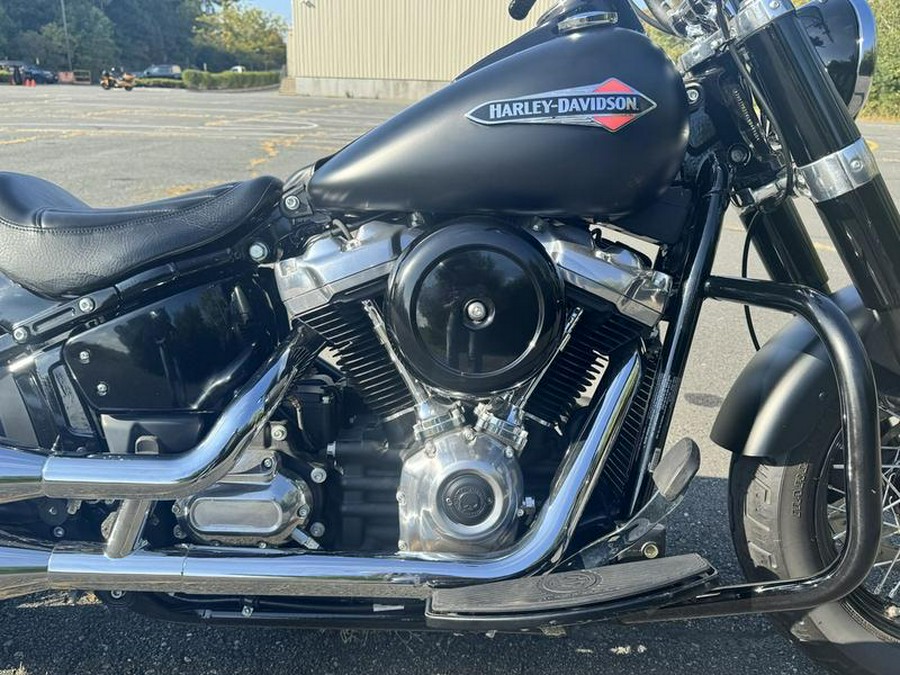 2020 Harley-Davidson® FLSL - Softail® Softail Slim®