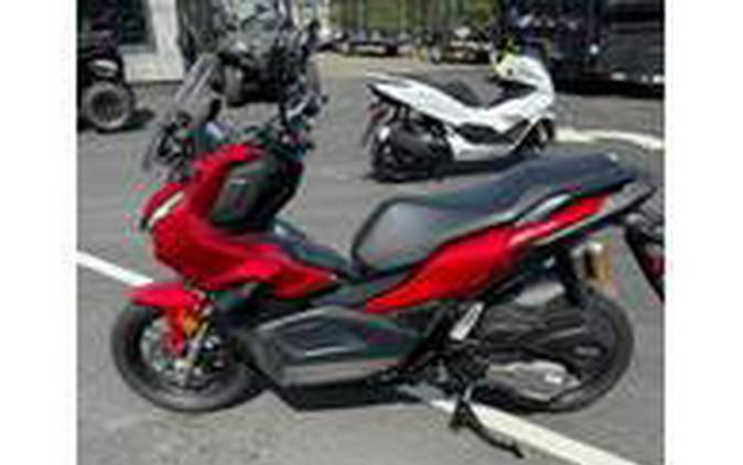 2023 ADV 150 - Honda