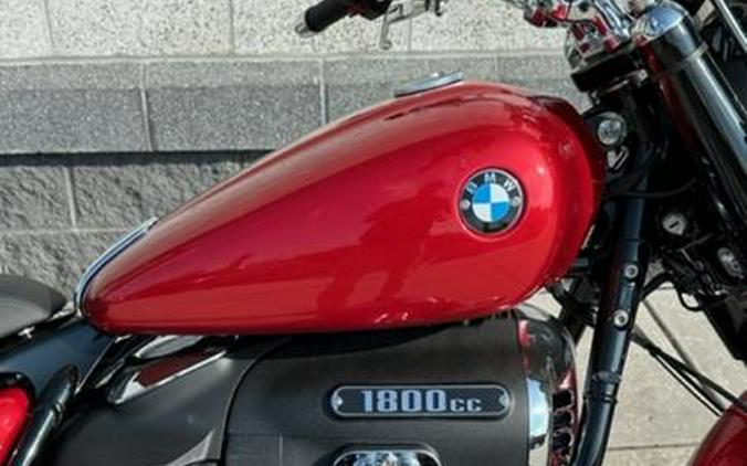 2023 BMW R 18 Classic Mars Red Metallic