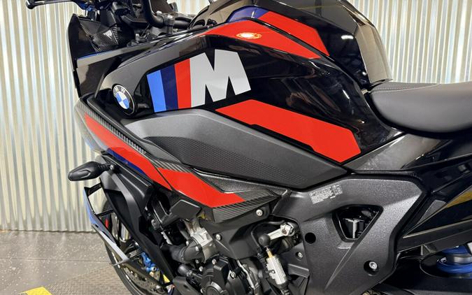 2026 BMW Motorrad M 1000 XR