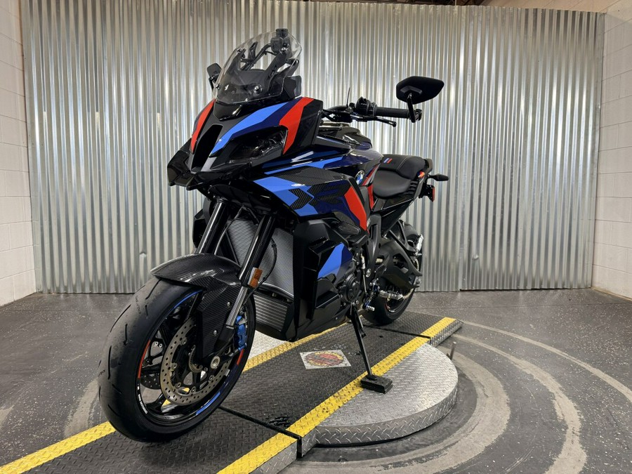2026 BMW Motorrad M 1000 XR