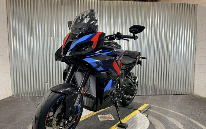 2026 BMW Motorrad M 1000 XR