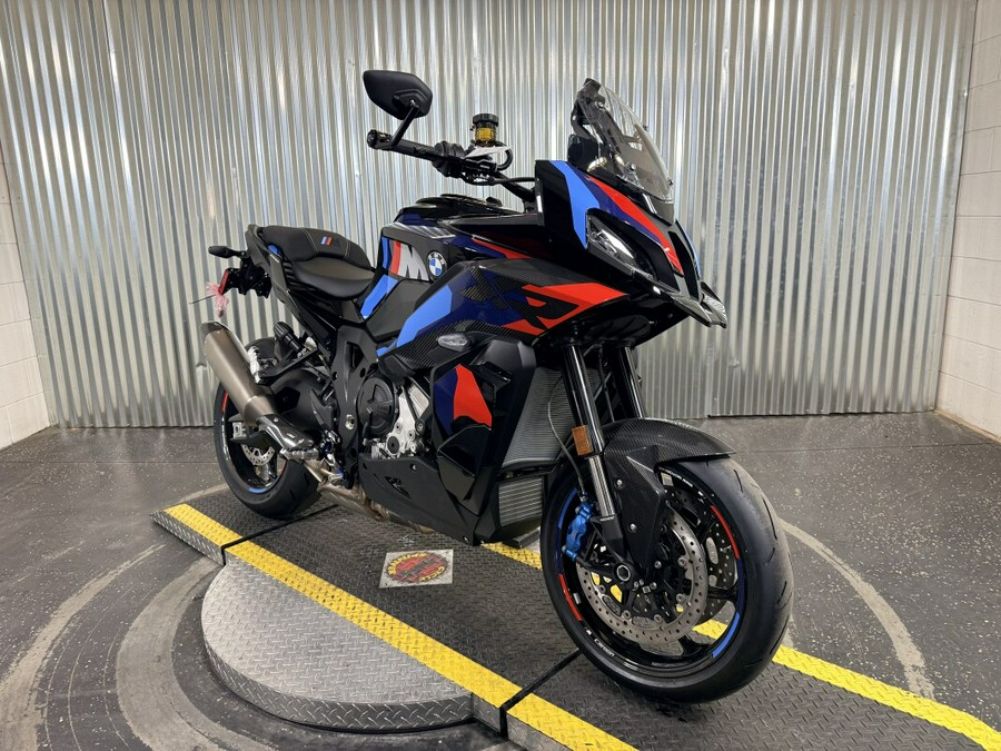 2026 BMW Motorrad M 1000 XR