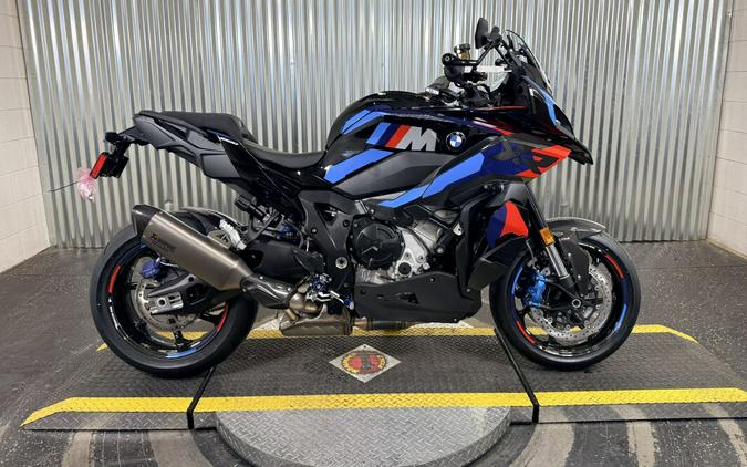 2026 BMW Motorrad M 1000 XR