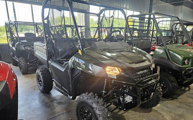 2026 Honda Pioneer 700 Deluxe