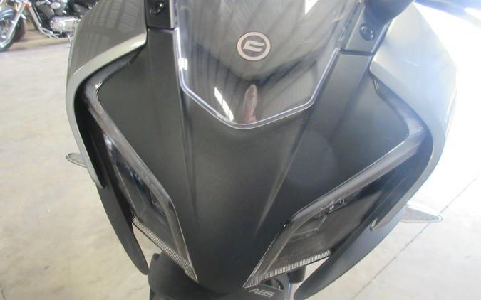 2024 CFMOTO 300SS