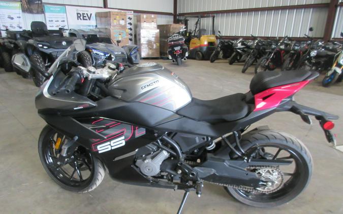 2024 CFMOTO 300SS