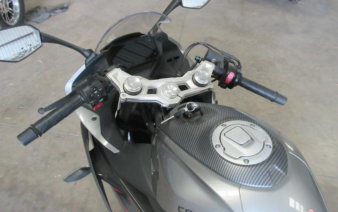 2024 CFMOTO 300SS