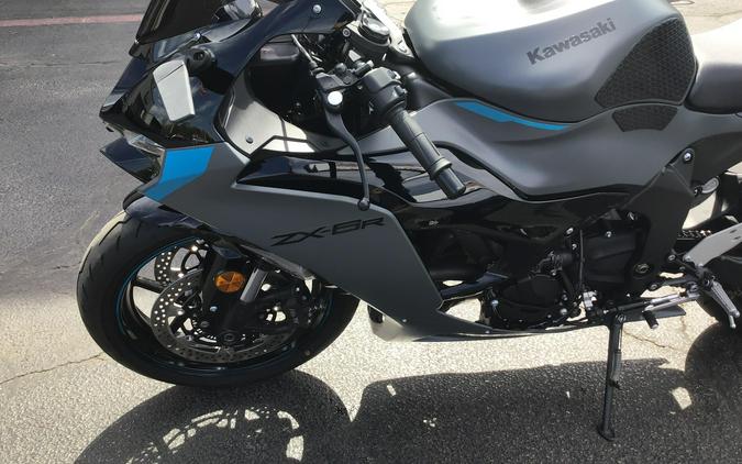 2025 KAWASAKI NINJA ZX-6R