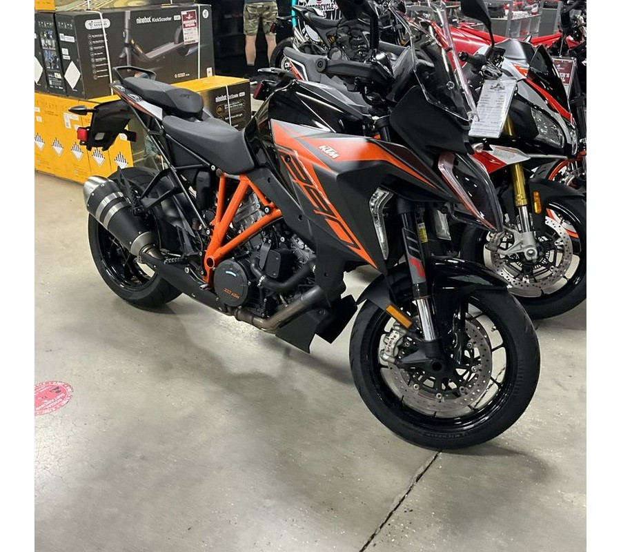 2019 KTM 1290 Super Duke GT