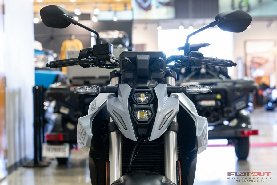 2024 Suzuki GSX-8S