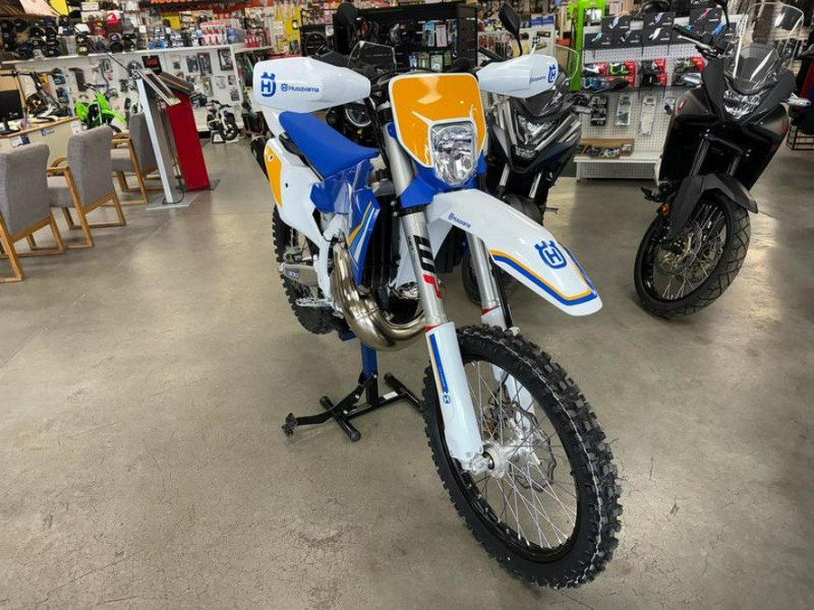 2025 Husqvarna® TE 300 Heritage