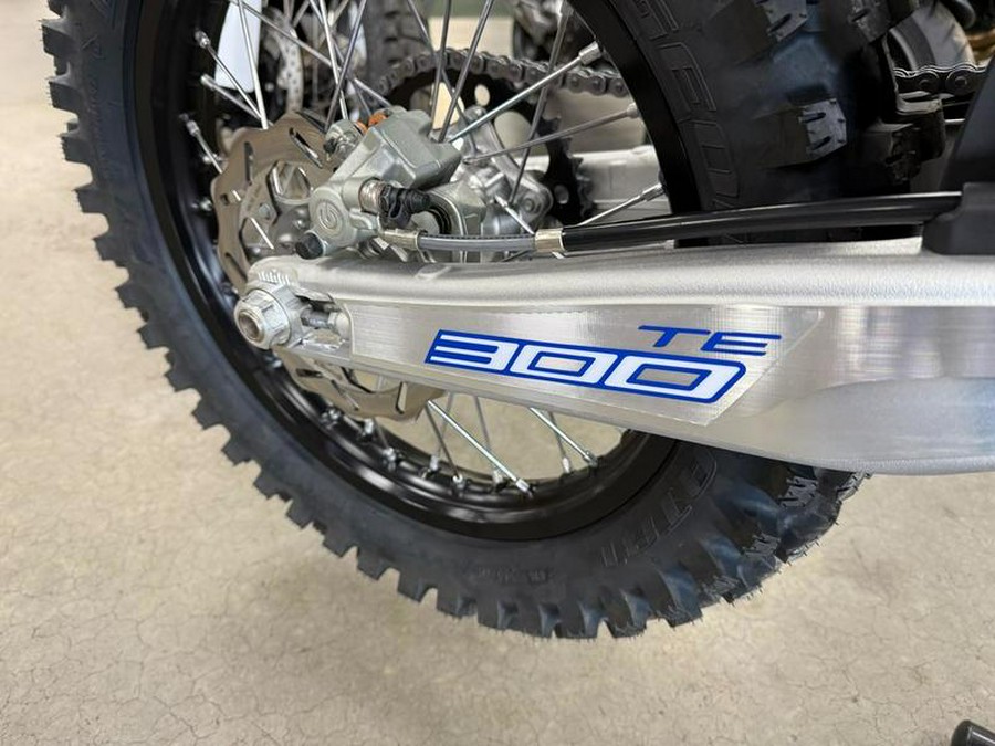 2025 Husqvarna® TE 300 Heritage