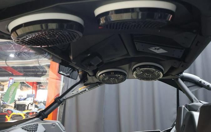 2025 Can-Am Maverick X3 X mr TURBO RR 64