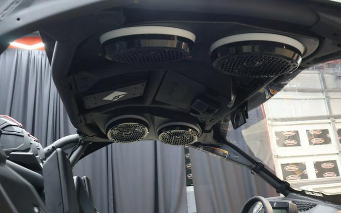 2025 Can-Am Maverick X3 X mr TURBO RR 64