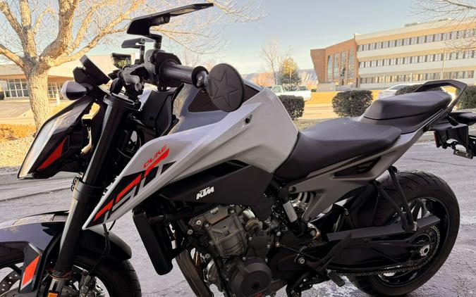 2024 KTM 790 Duke