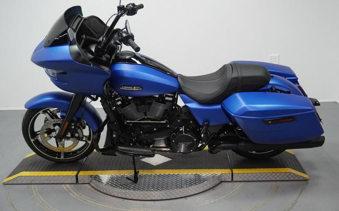 2026 Harley-Davidson® Road Glide® Aurora Blue Denim Black Trim