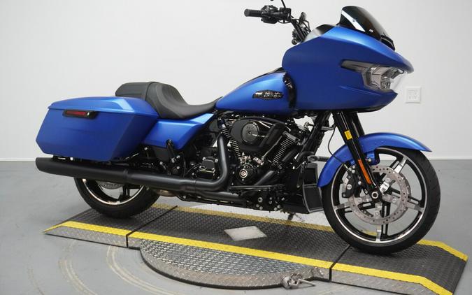 2026 Harley-Davidson® Road Glide® Aurora Blue Denim Black Trim