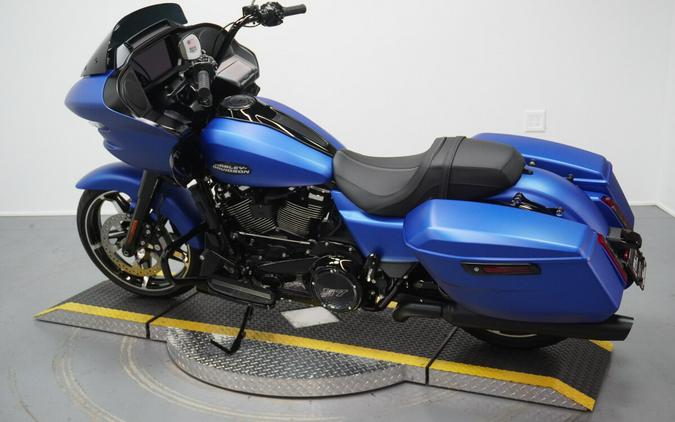 2026 Harley-Davidson® Road Glide® Aurora Blue Denim Black Trim