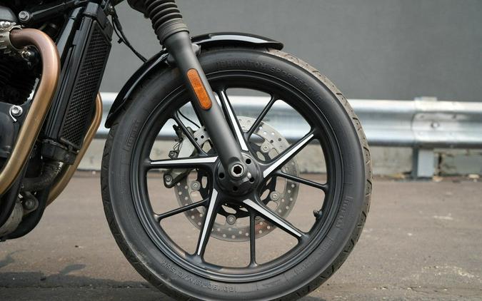 2019 Triumph Street Twin Korosi Red