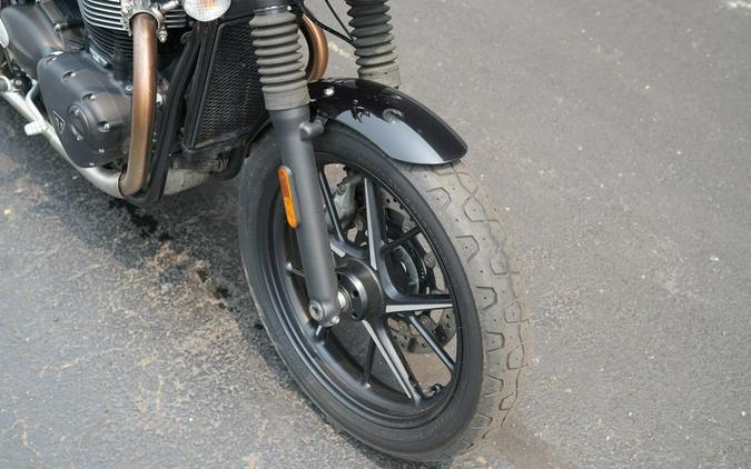 2019 Triumph Street Twin Korosi Red