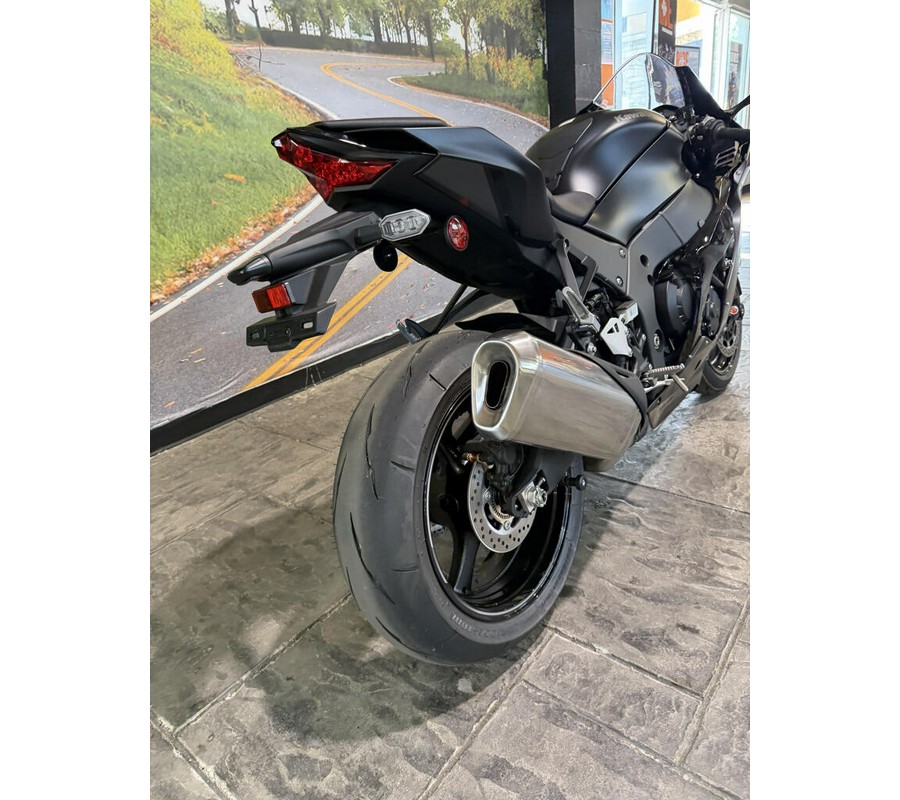 2025 ZX10R ABS with only 150 miles!!!