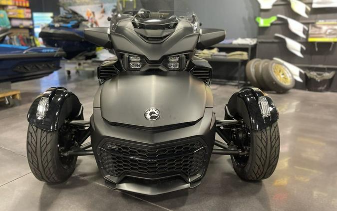 2024 Can-Am® Spyder F3 Limited Dark Wheels