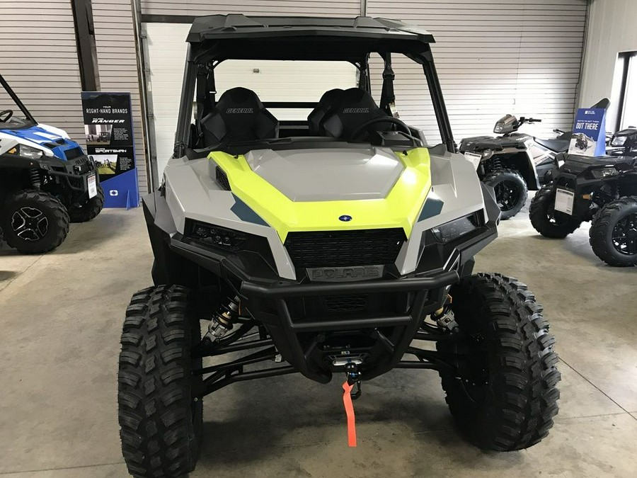 2024 Polaris® General XP 4 1000 Sport