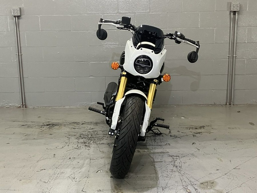 2025 Indian Motorcycle® 101 Scout® Ghost White Metallic with Graphics