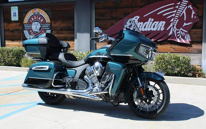 2026 Indian Motorcycle® Pursuit® Limited 112 w/PowerBand Audio Cascade Green with Black Metallic