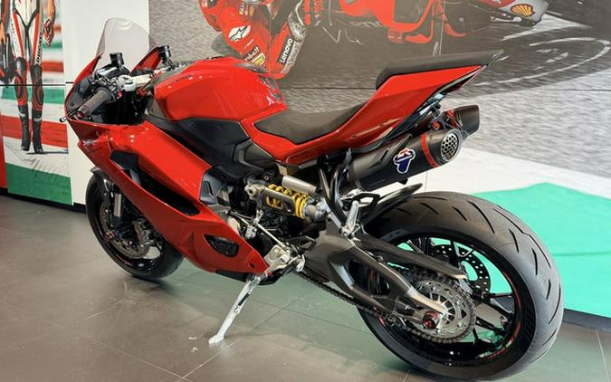 2025 Ducati Panigale V2