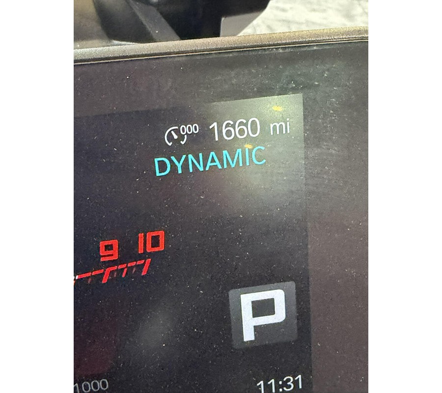 2026 R1300RT Triple Black only 1314 miles!!!