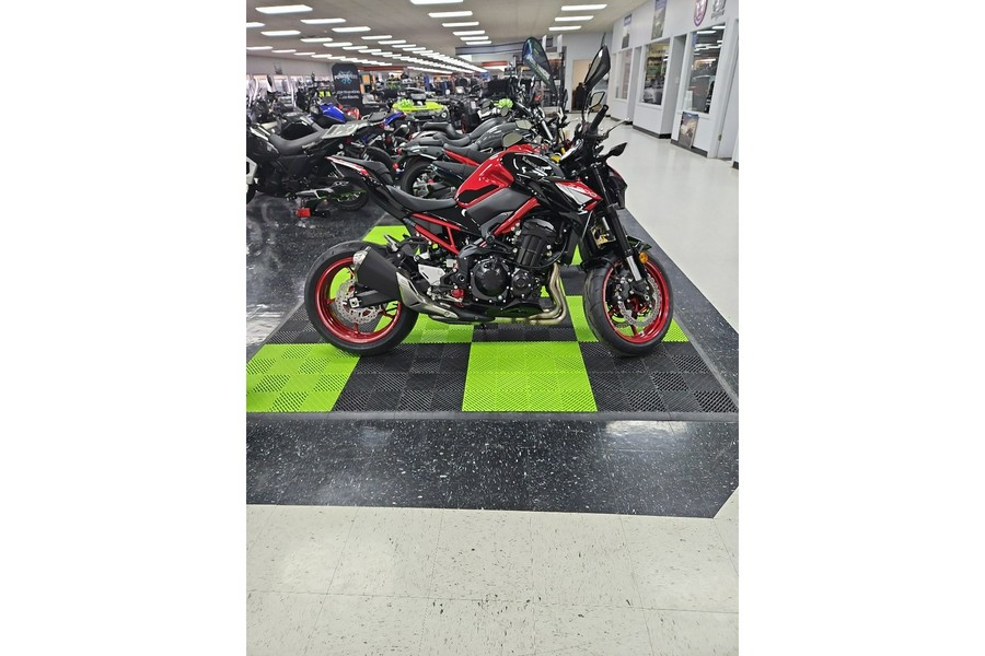 2024 Kawasaki Z900 ABS