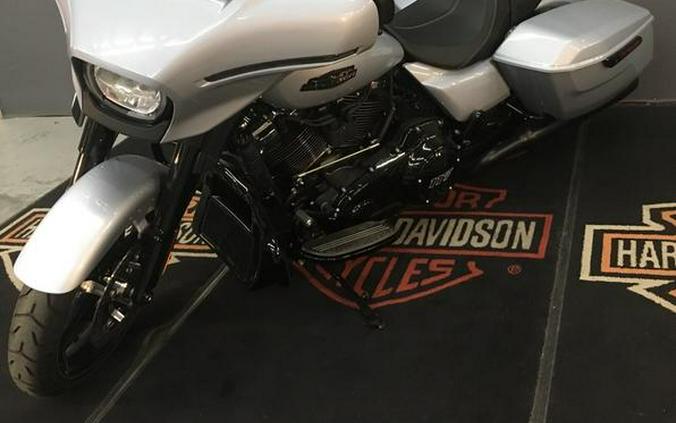 2024 Harley-Davidson® FLHX - Street Glide®