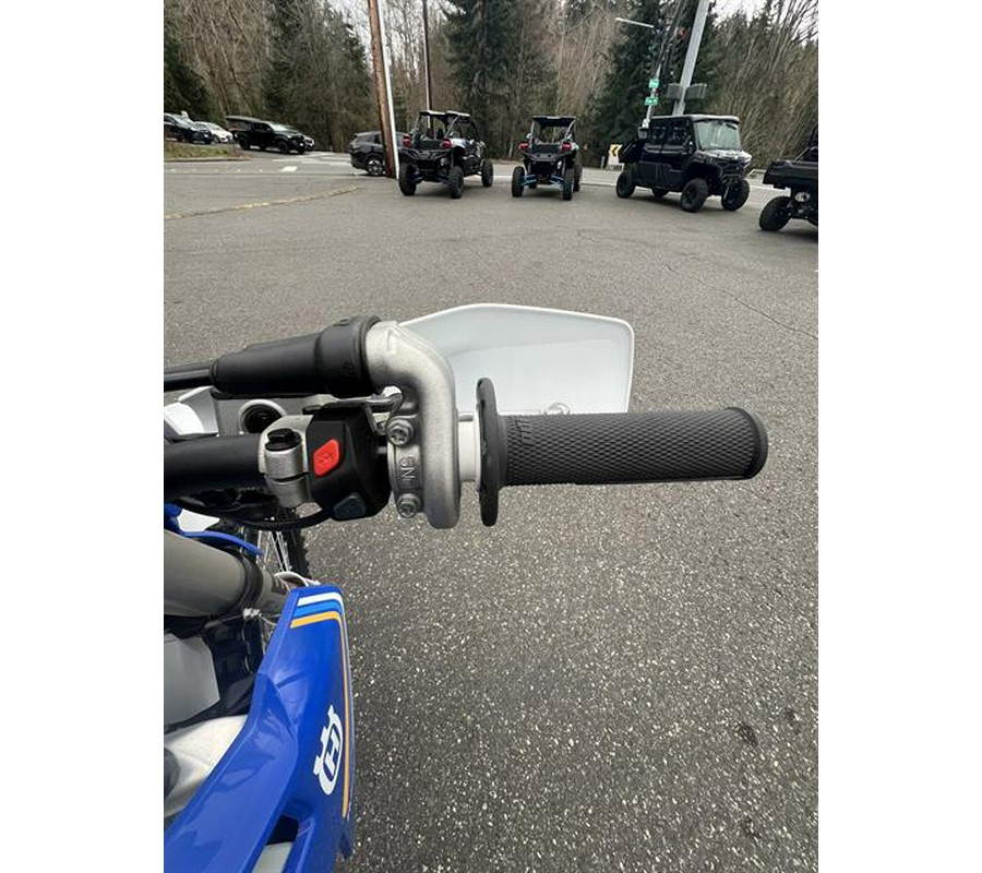 2025 Husqvarna FE 450 Heritage