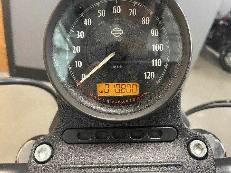 2021 Harley-Davidson® Iron 883™ Black Denim