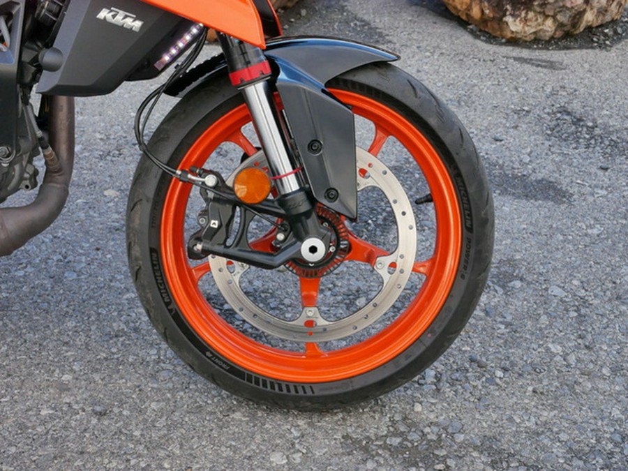 2024 KTM Duke