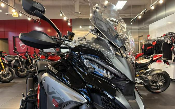2025 Ducati Multistrada V4 S Travel & Radar Thrilling Black