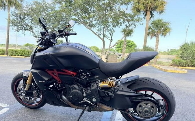 2022 Ducati Diavel 1260 S Total Black