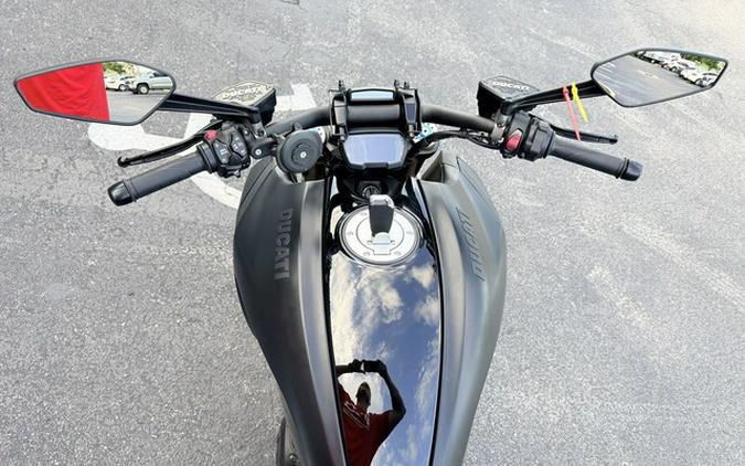 2022 Ducati Diavel 1260 S Total Black