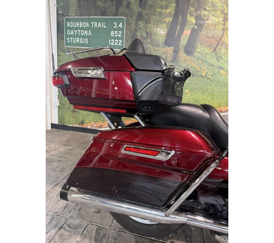 2014 Harley-Davidson Ultra Limited w/ full Rinehart exhaust