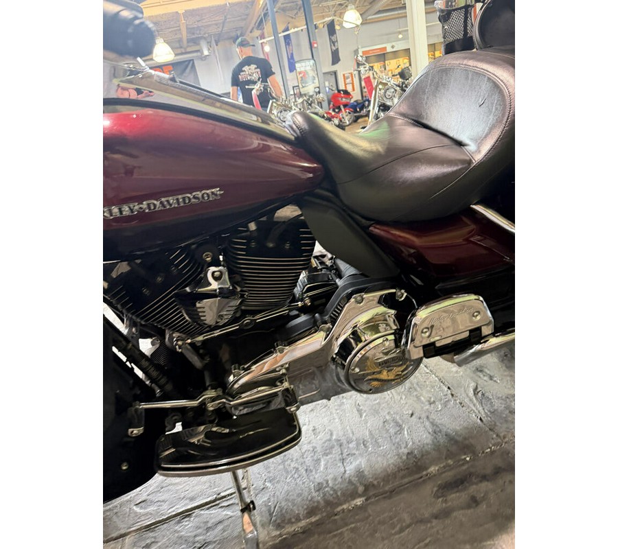 2014 Harley-Davidson Ultra Limited w/ full Rinehart exhaust