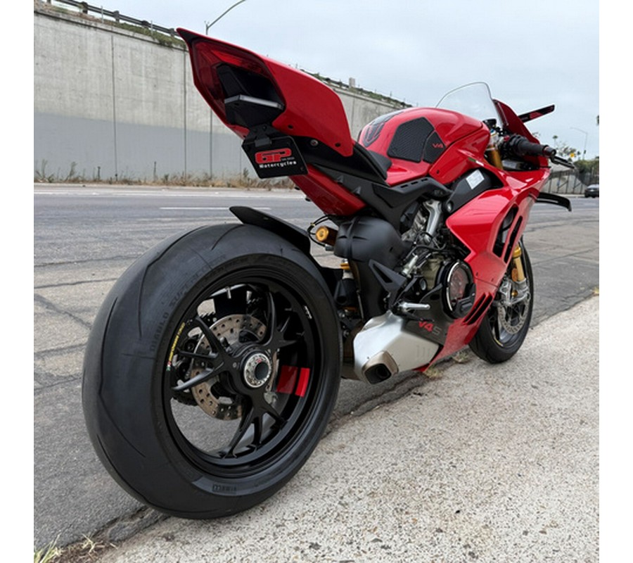 2022 Ducati Panigale V4 S