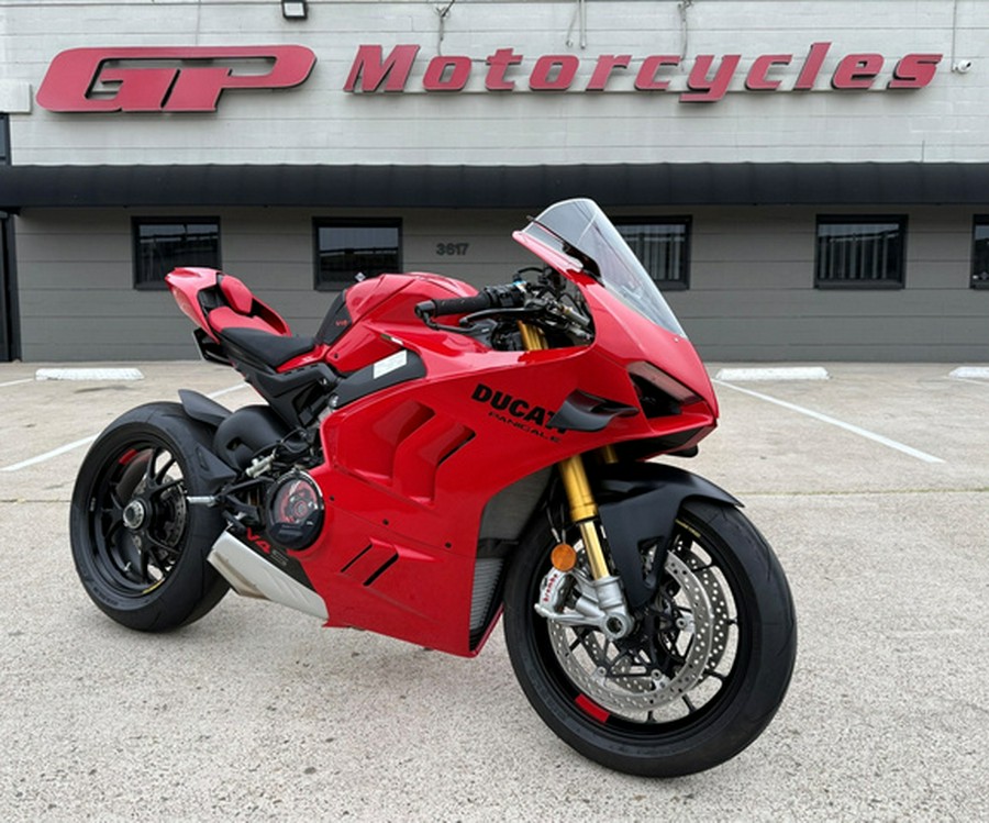 2022 Ducati Panigale V4 S