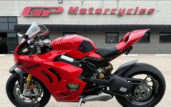 2022 Ducati Panigale V4 S