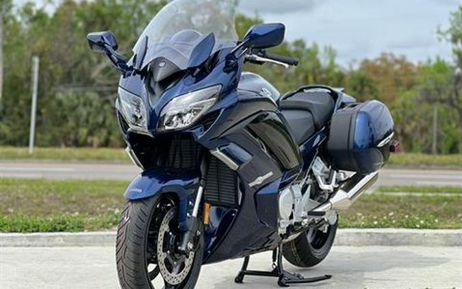 2024 Yamaha FJR1300ES