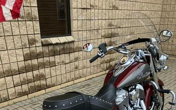 2020 Indian Motorcycle® Springfield® Burgundy Metallic / Titanium Metallic